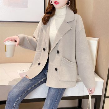 Women's Fashionable Loose Turtleneck Coat with Long Sleeves and Wool Blend Fabric